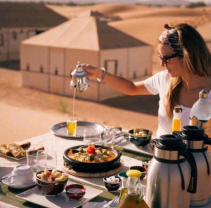 Merzouga Luxury Camp Ngoại thất bức ảnh
